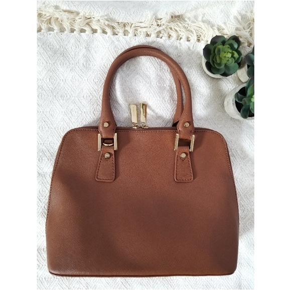 Danier Handbags - Danier Leather Brown Bag.